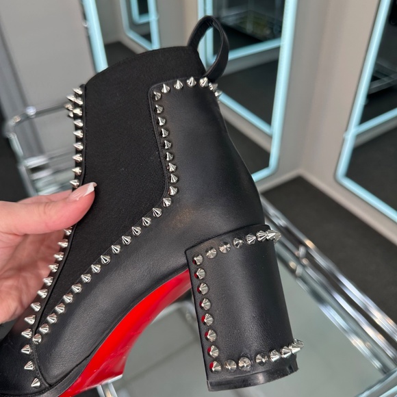 Christian Louboutin Chelsea Boot - Picture 3 of 8